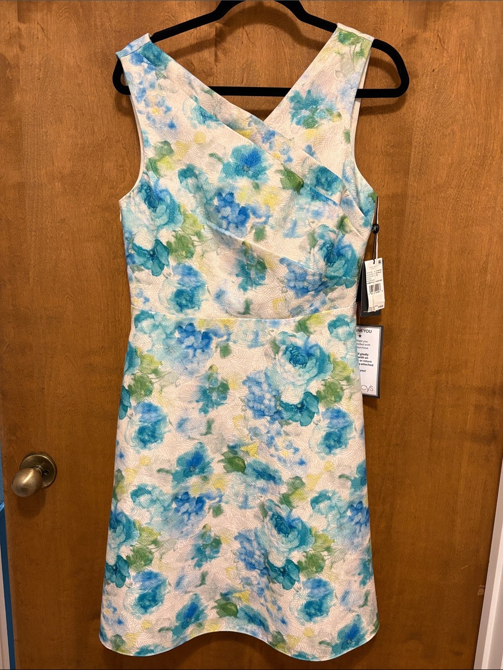604. Adrianna Papell sleeveless Blue Floral A-Line Dress
